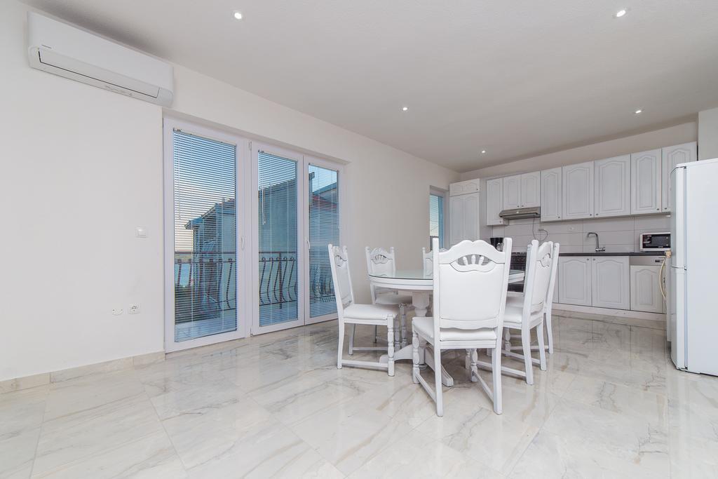 Apartment Drazena Trogir Buitenkant foto